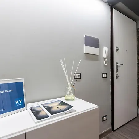 Blue Diamond * Como
